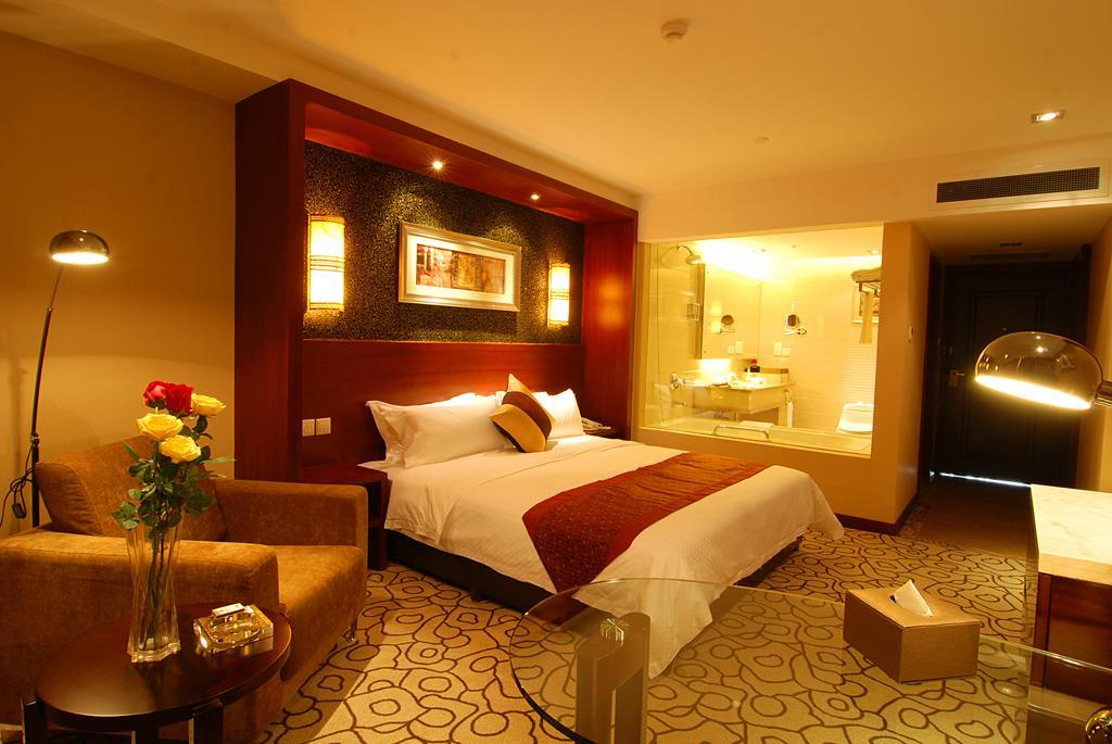 Dynasty International Hotel 昆明 エクステリア 写真